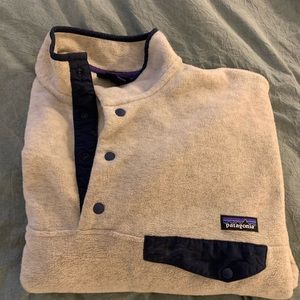 Patagonia women’s Lightweight Synchilla Snap-T Pullover